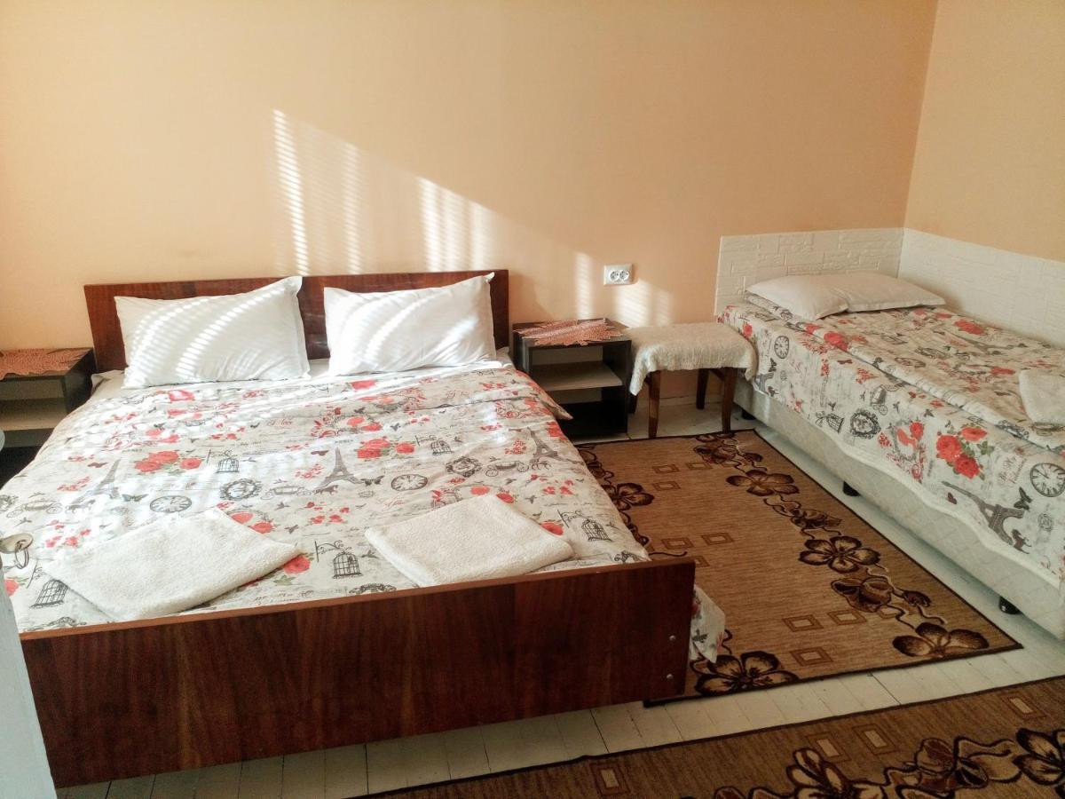 Guest House Emiliya Ovchartsi  Exteriér fotografie